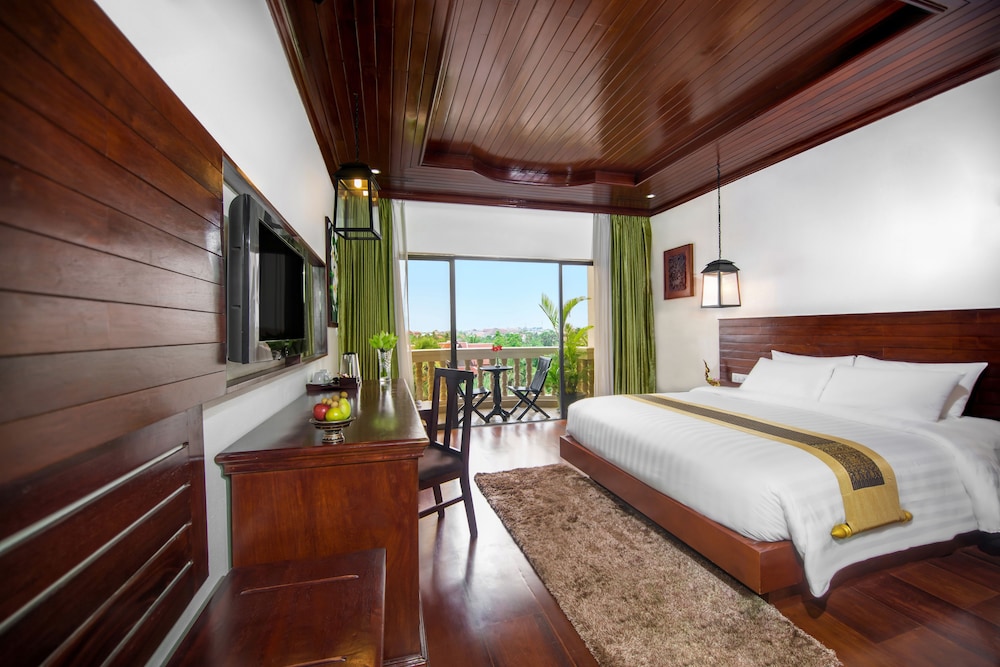 Deluxe Double Room - Photo 1