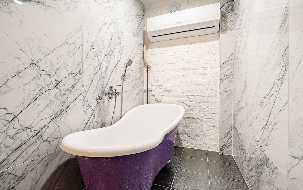 Premium Double Room - Photo 9