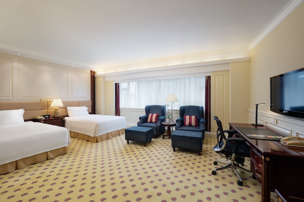 Junior Suite, 2 Twin Beds - Photo 4