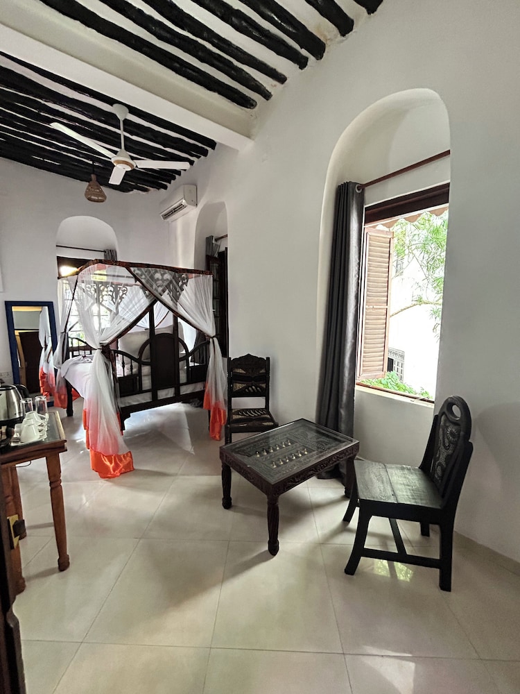Family Triple Room, Private Bathroom, Garden View