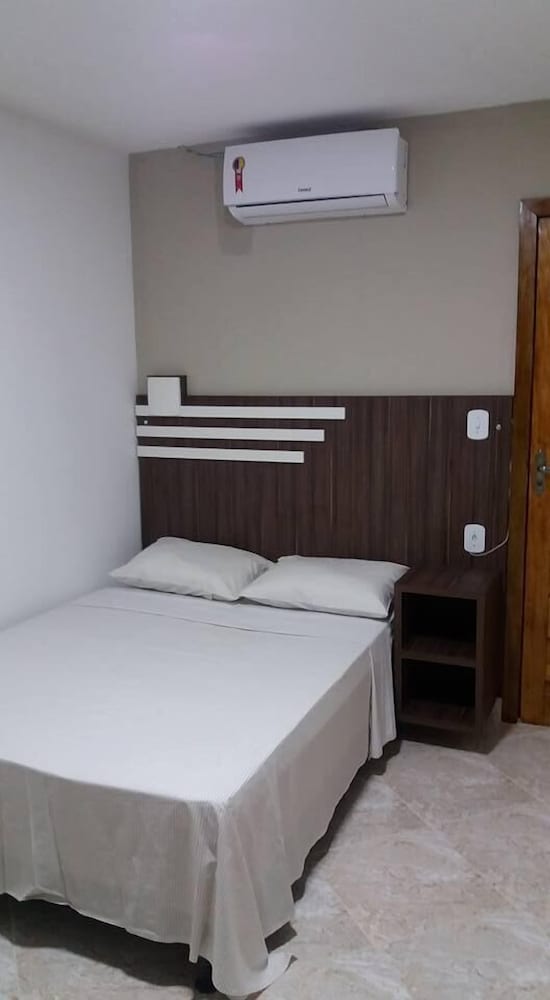 Standard Suite, 1 King Bed photo 1