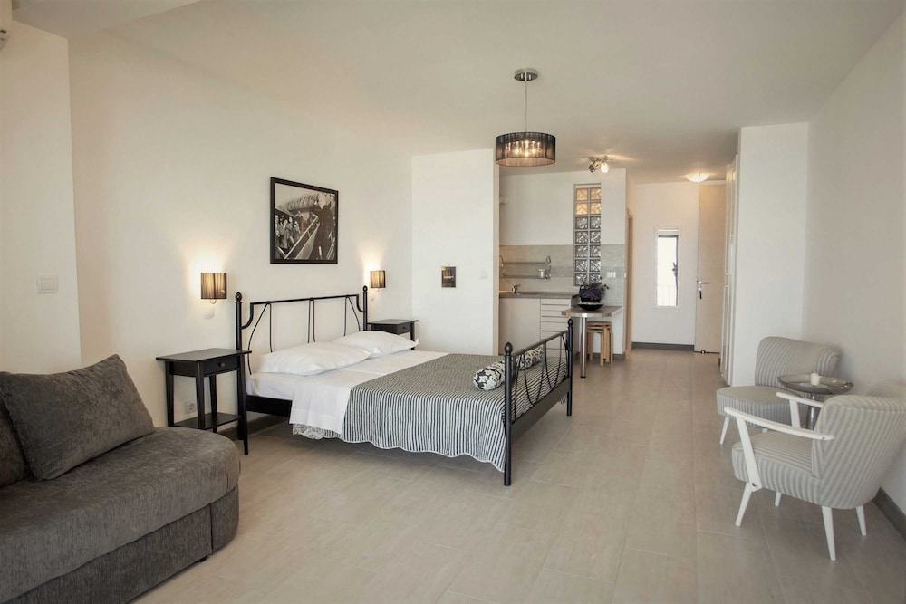 Studio (Studio Apartment with Sea View (Apart) photo 1