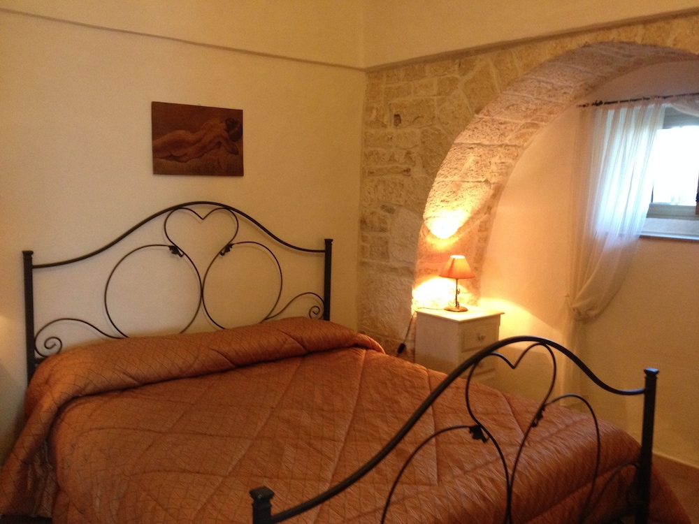 Traditional Apartment for 2 adults and 2 children photo 3