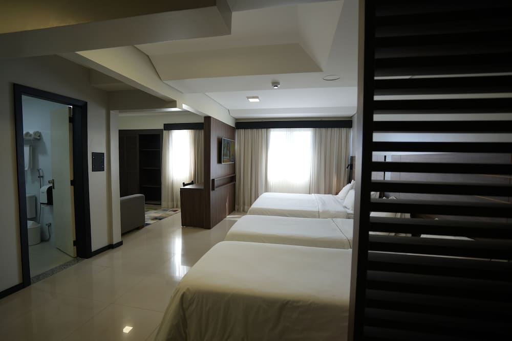 Premium Room - Photo 9
