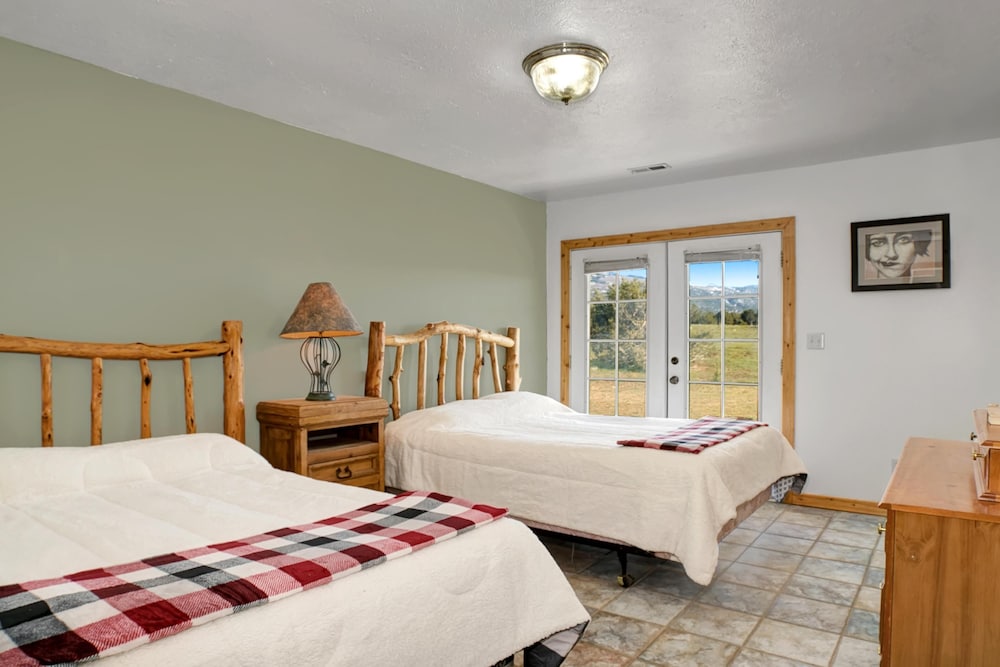 Villa, Multiple Beds, Mountain View photo 2