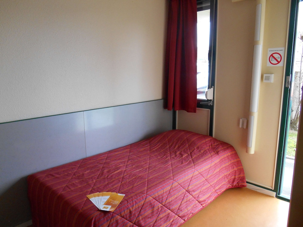 Standard Room, 1 Twin Bed - Photo 3