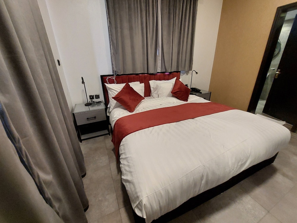 Superior Studio Suite photo 1