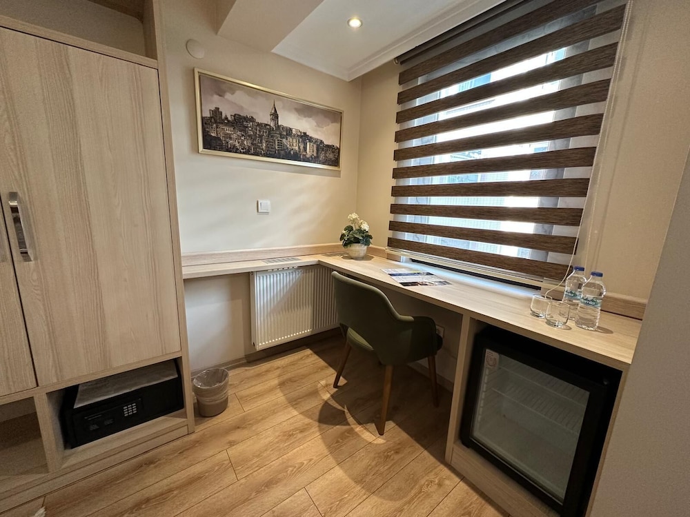 Deluxe Double Room photo 2