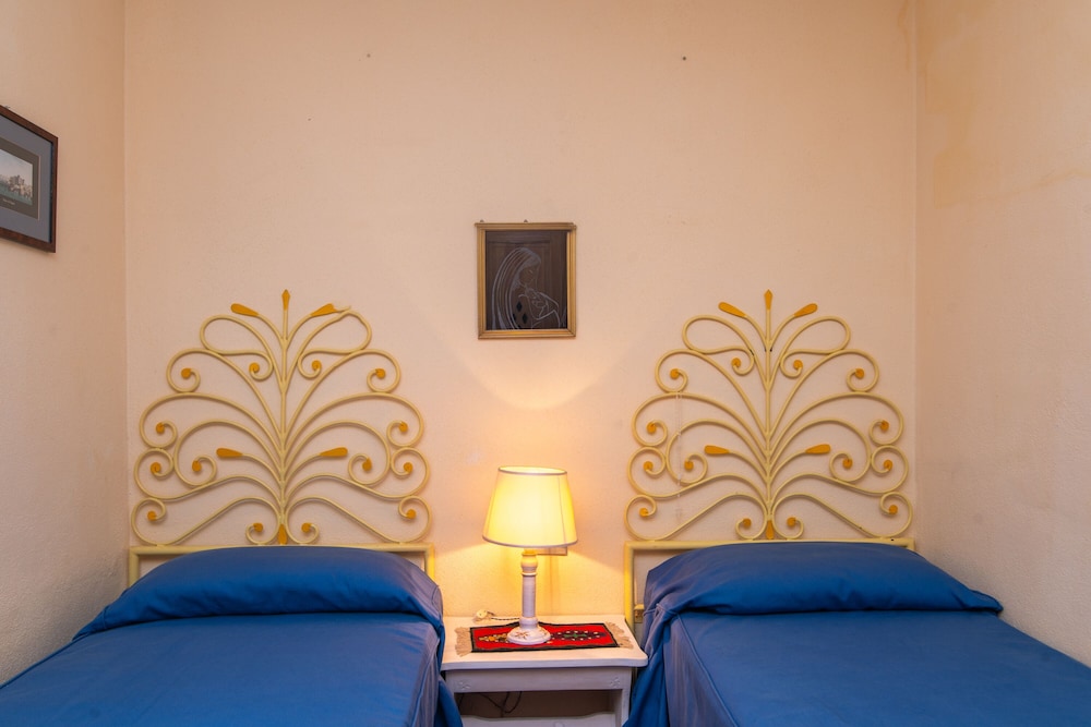 Family Apartment, 2 Bedrooms, 2 Bathrooms (Il Rifugio Del Mare)