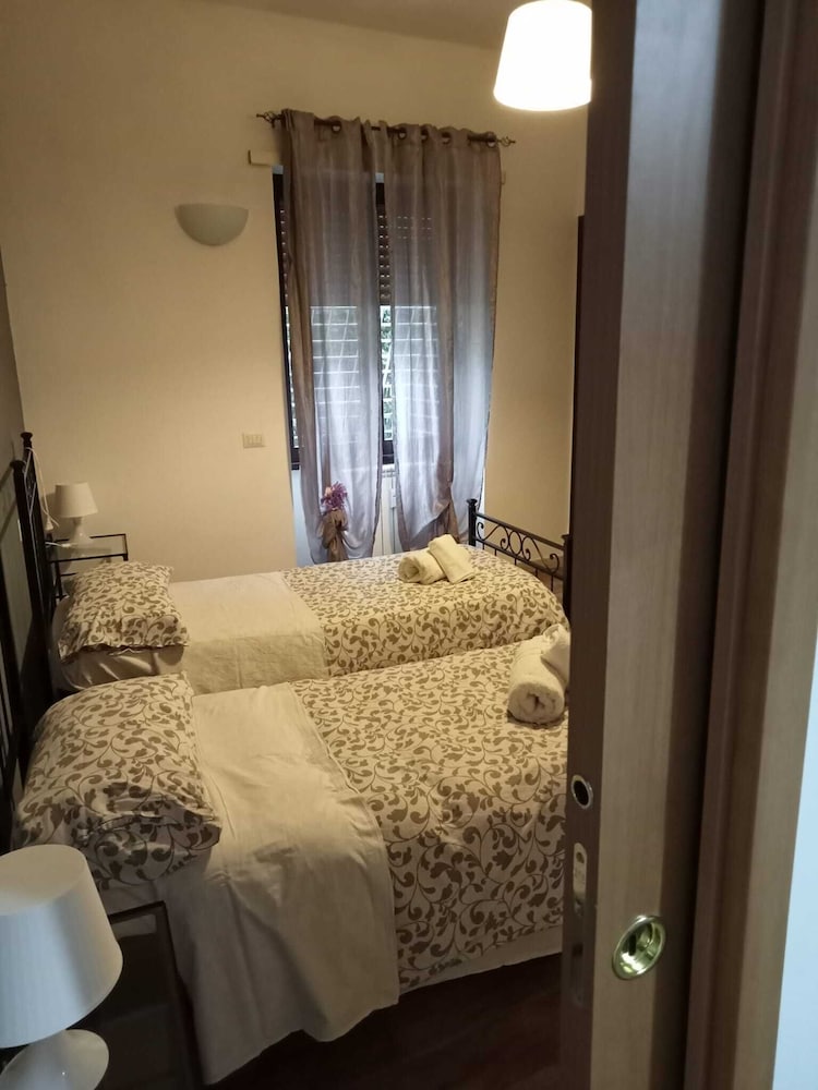 Standard Condo, 2 Bedrooms, Non Smoking, Kitchenette photo 2