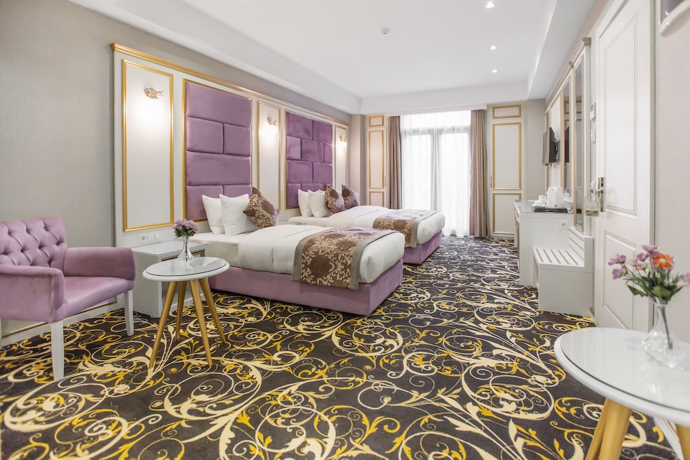 Superior Family Triple Room photo 1