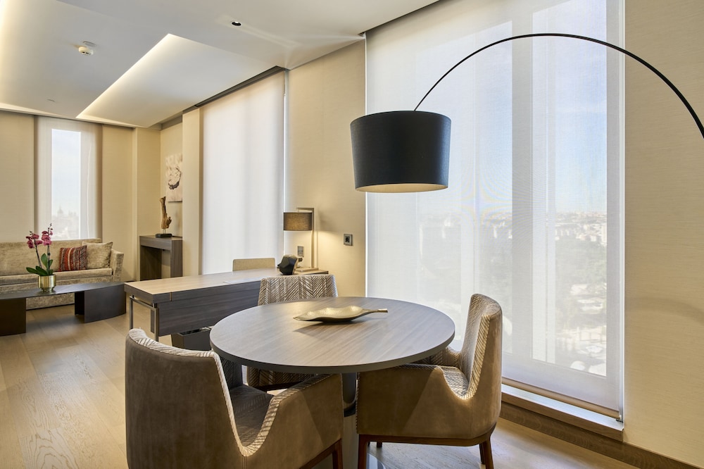 Deluxe Double Suite for Single Use, City View Deluxe Double Suite for Single Use, City View