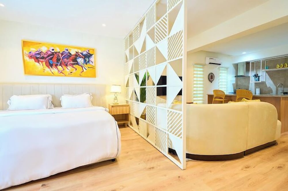 Junior Room, Balcony, City View photo 1