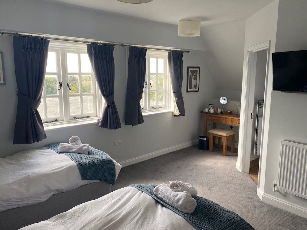 Classic Double Or Twin Room, Ensuite (Room 5) photo 1