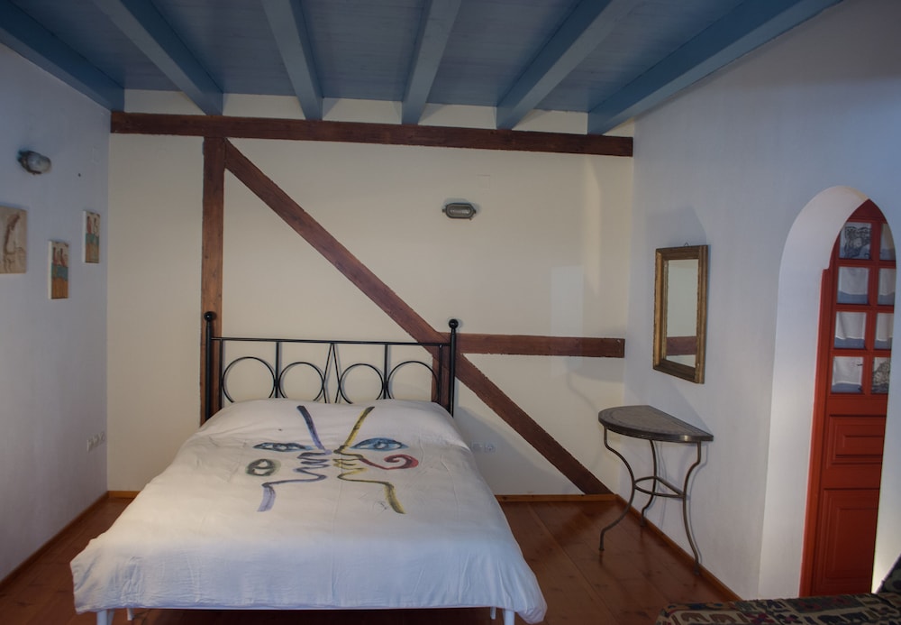 Panoramic House