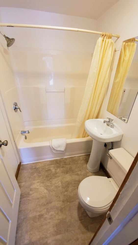 Standard Double Room, 2 Double Beds photo 2