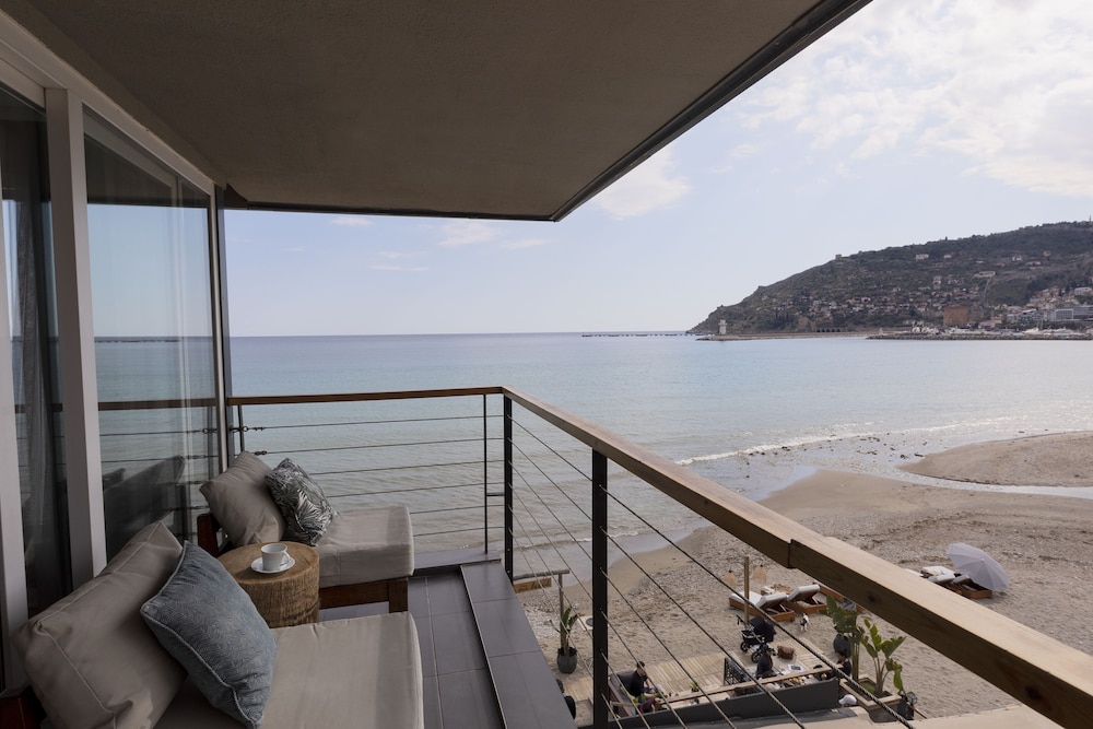 King Suite, Sea View, Main Building