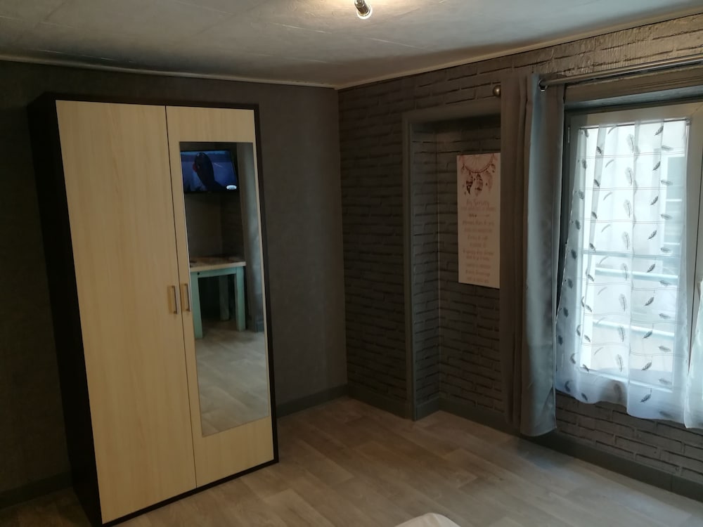 City Double Room, 1 Double Bed, City View photo 3