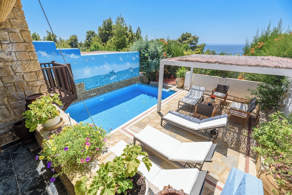Villa, 3 Bedrooms, Private Pool (Danae) photo 1
