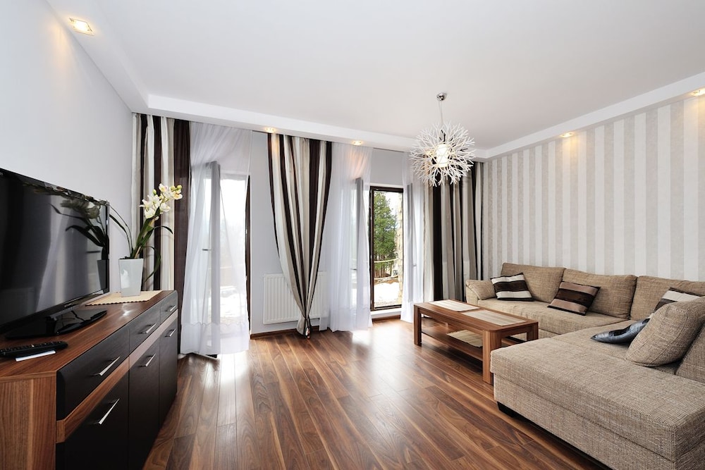 Apartment, Mountain View (101)
