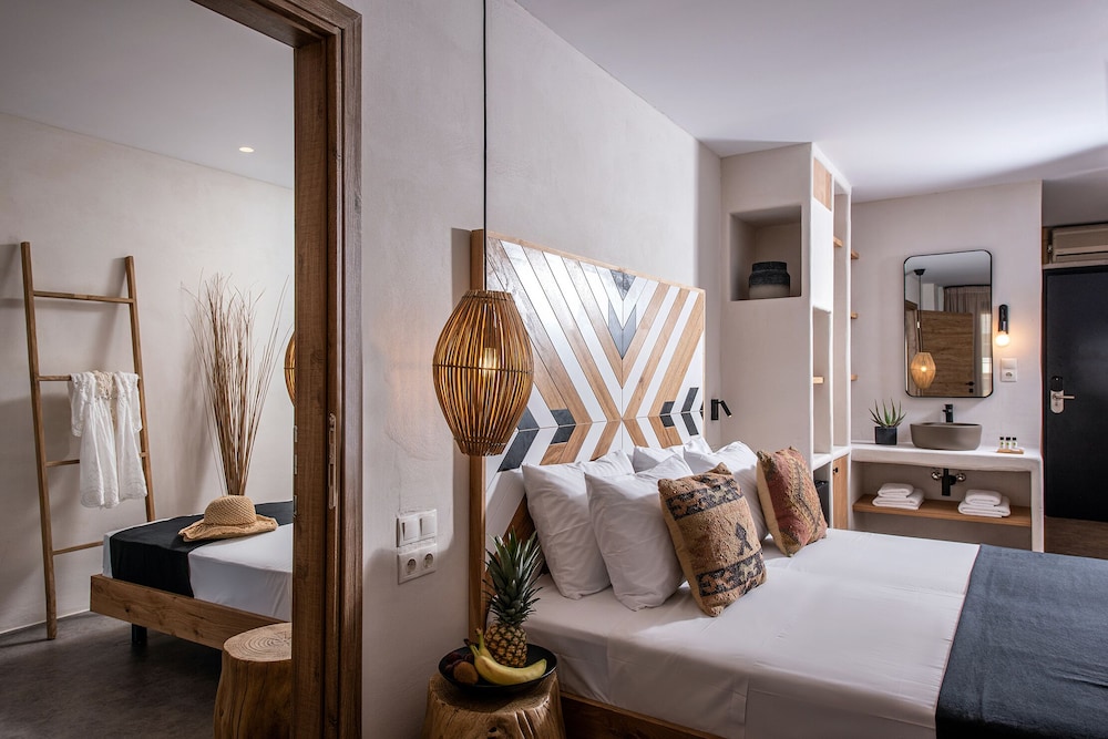 Standard Double Room - Photo 4