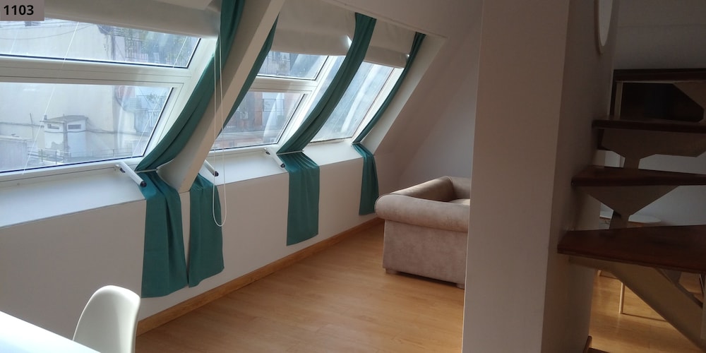 Duplex photo 3