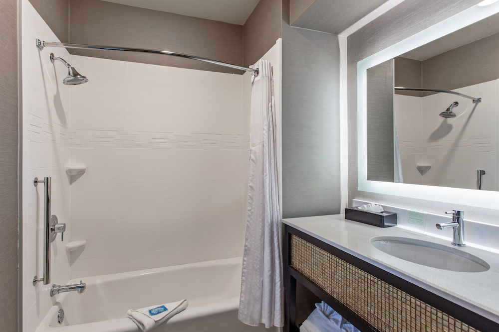 Suite, Multiple Beds photo 3