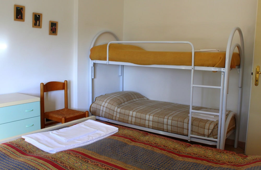 Apartment for 4 people (no balcony) photo 3