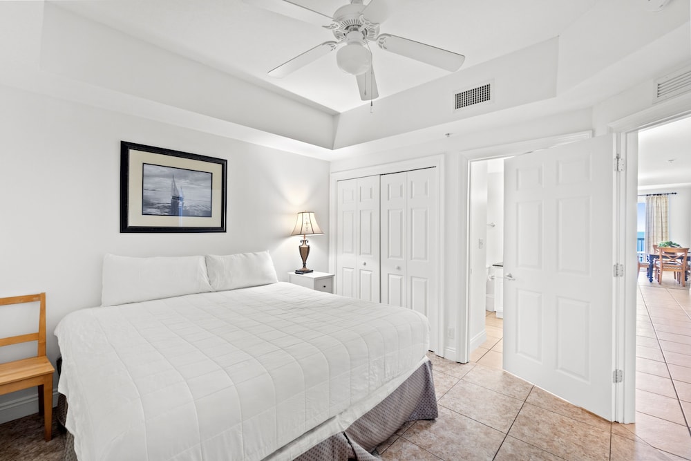 Condo, 1 Bedroom, Ocean View, Beachfront (1503E)