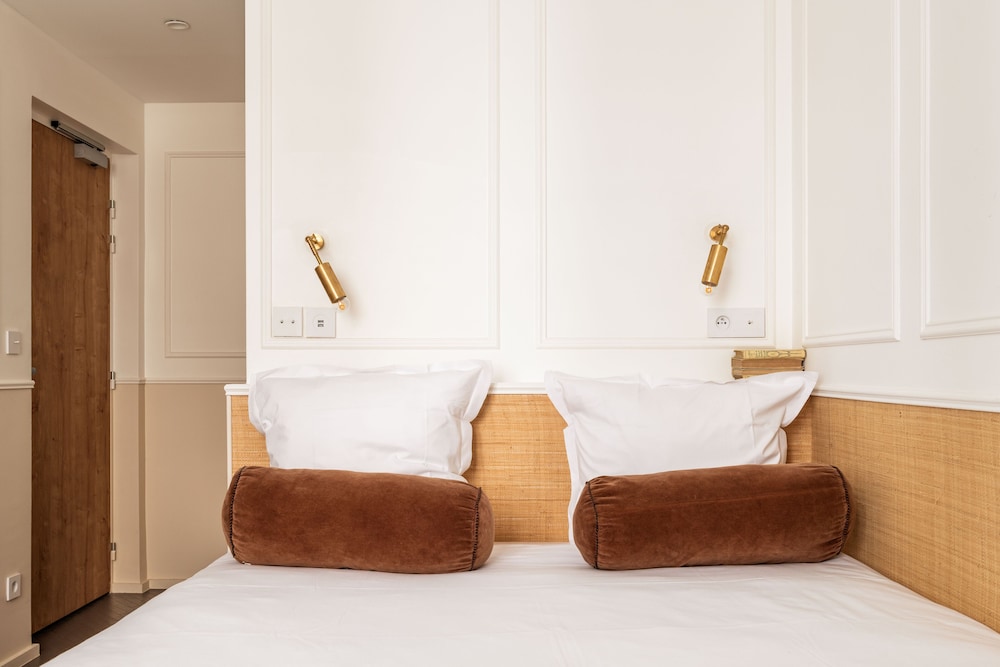 Standard Double Room photo 2