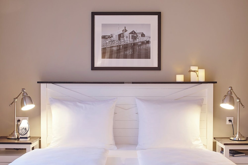 Premium Condo photo 3