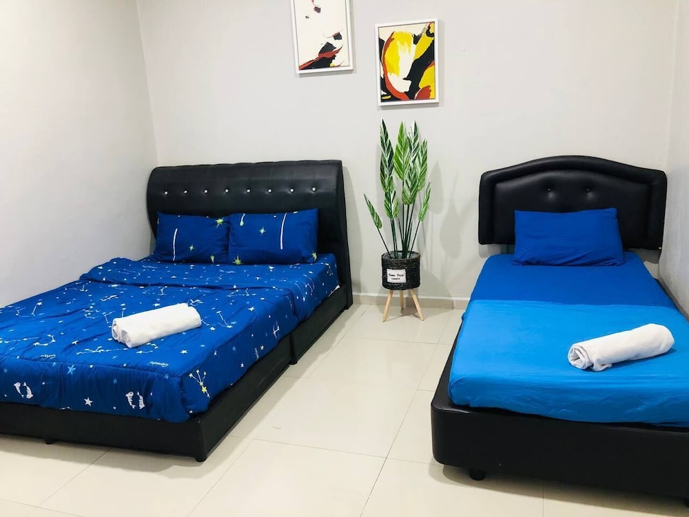 Deluxe Room - Photo 2