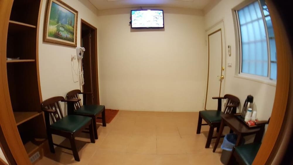 Superior Room (8 pax) photo 3