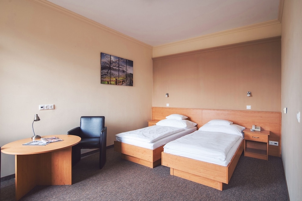 Premium Triple Room photo 2