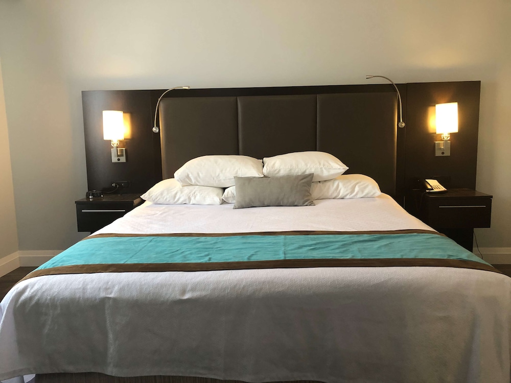 Suite, Multiple Beds, Non Smoking, Kitchen (Living Room;with Sofabed) photo 1