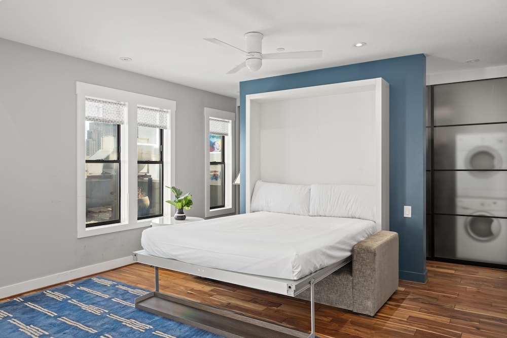 Penthouse (Rooftop) - Photo 2
