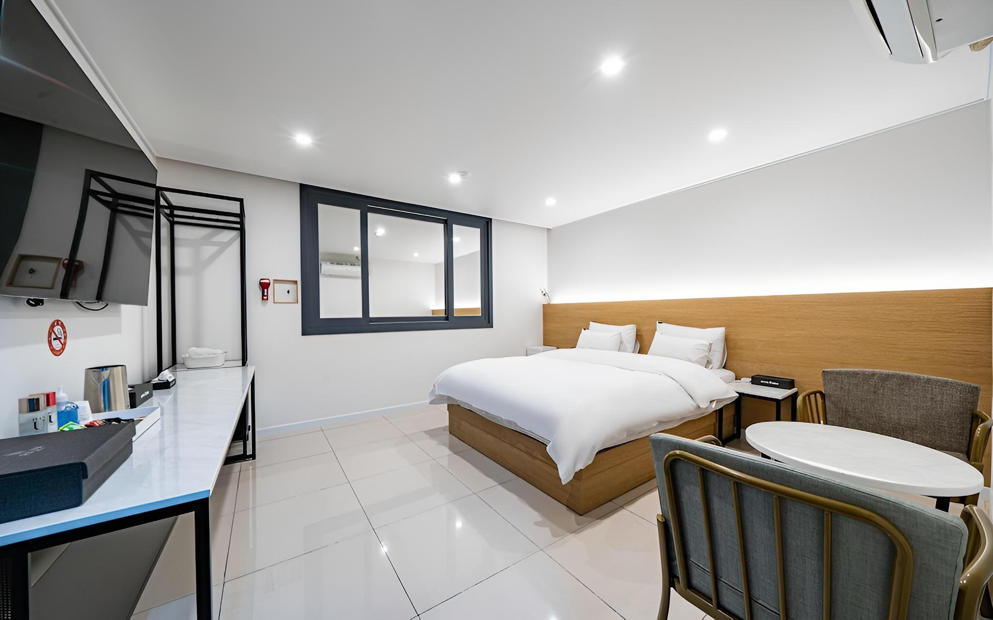 Room (Standard (non-smoking equipped with A) - Photo 1