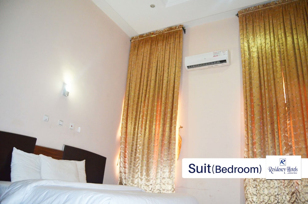 Executive Suite photo 2