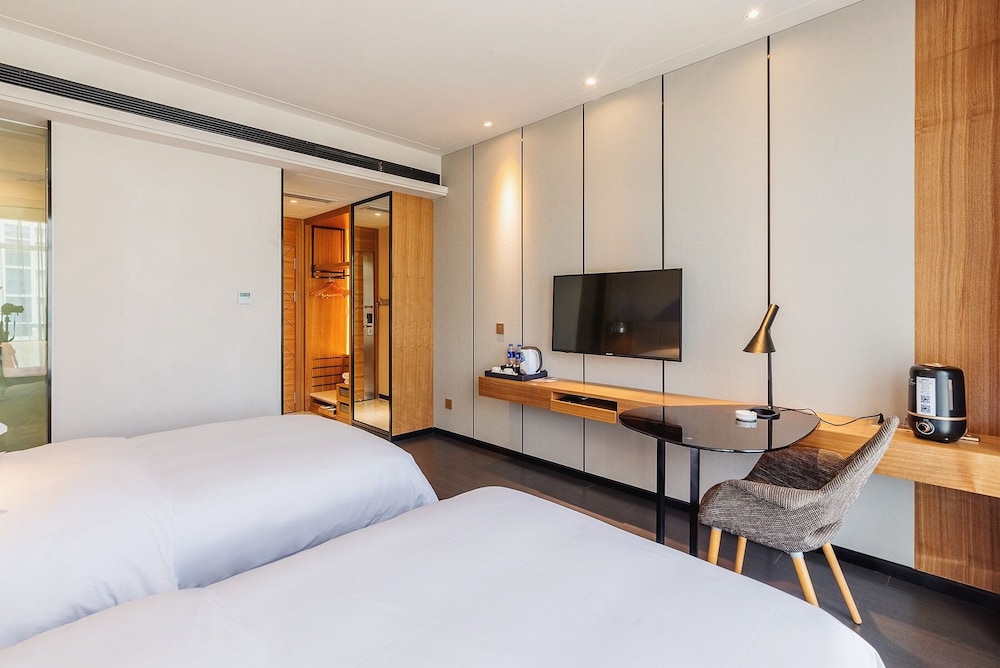 BM Pleasure-Premier Twin Room photo 1