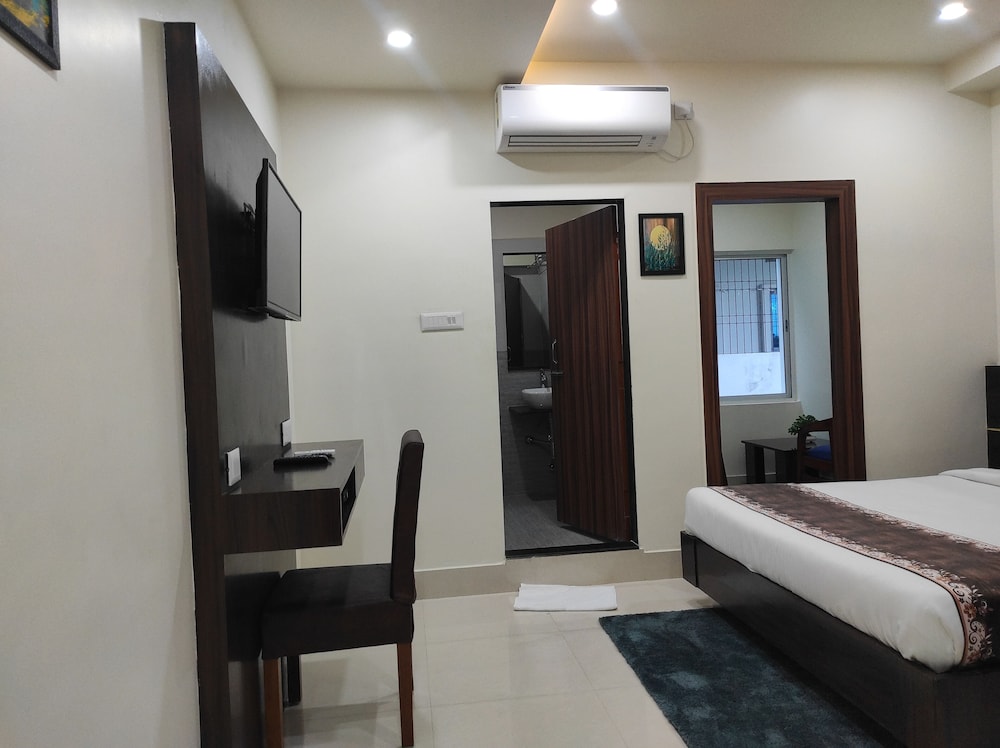 Family Room - Photo 19