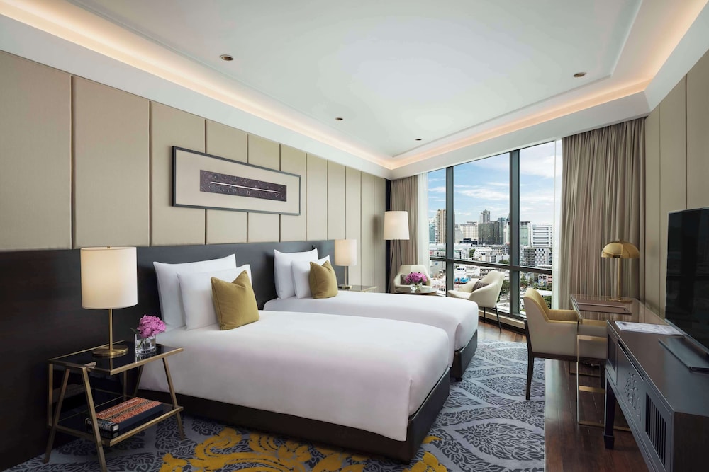 Penthouse Suite ( Executive Lounge Benefit ) thumbnail 6