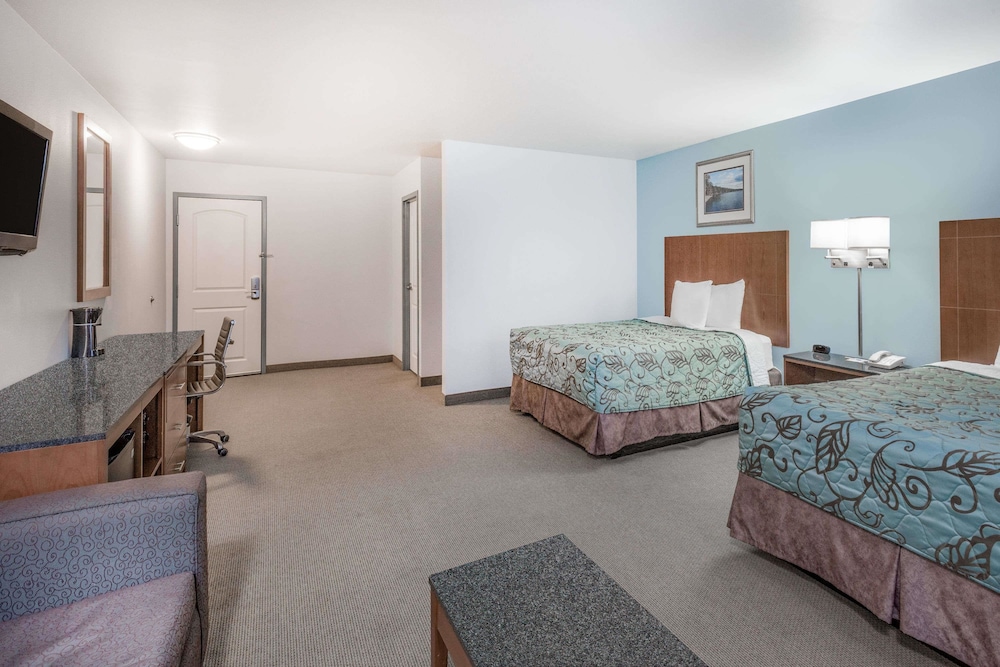 Studio Suite, 2 Queen Beds, Non Smoking