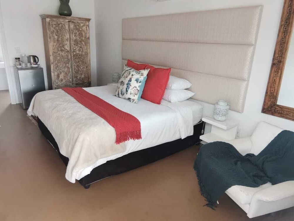 Standard Double or Twin Room photo 1