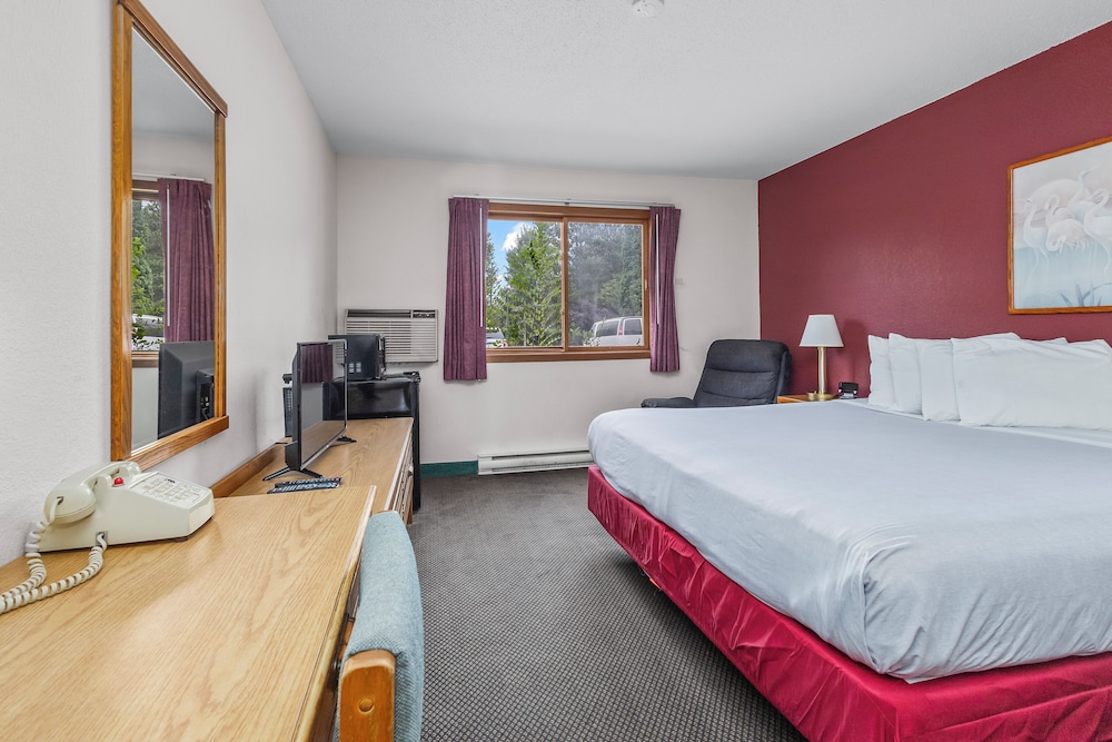 Room, 1 Queen Bed, Non Smoking - Photo 3