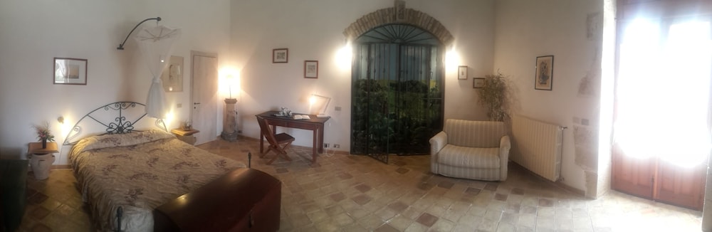 Superior Double Room, Garden View photo 3