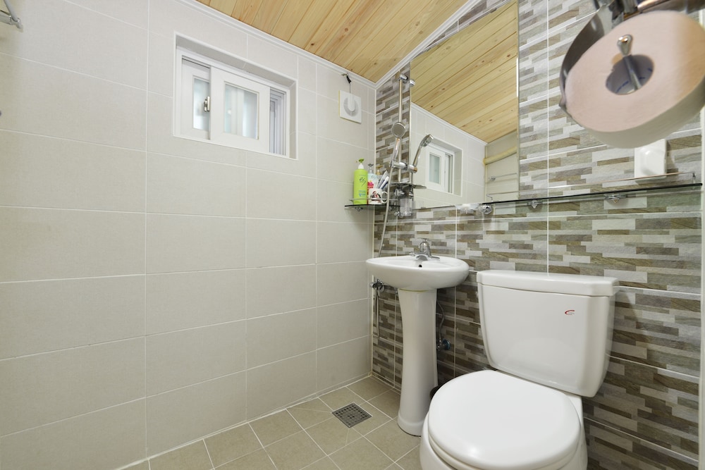 Traditional Twin Room (Ondol, 22sqm) - Photo 8