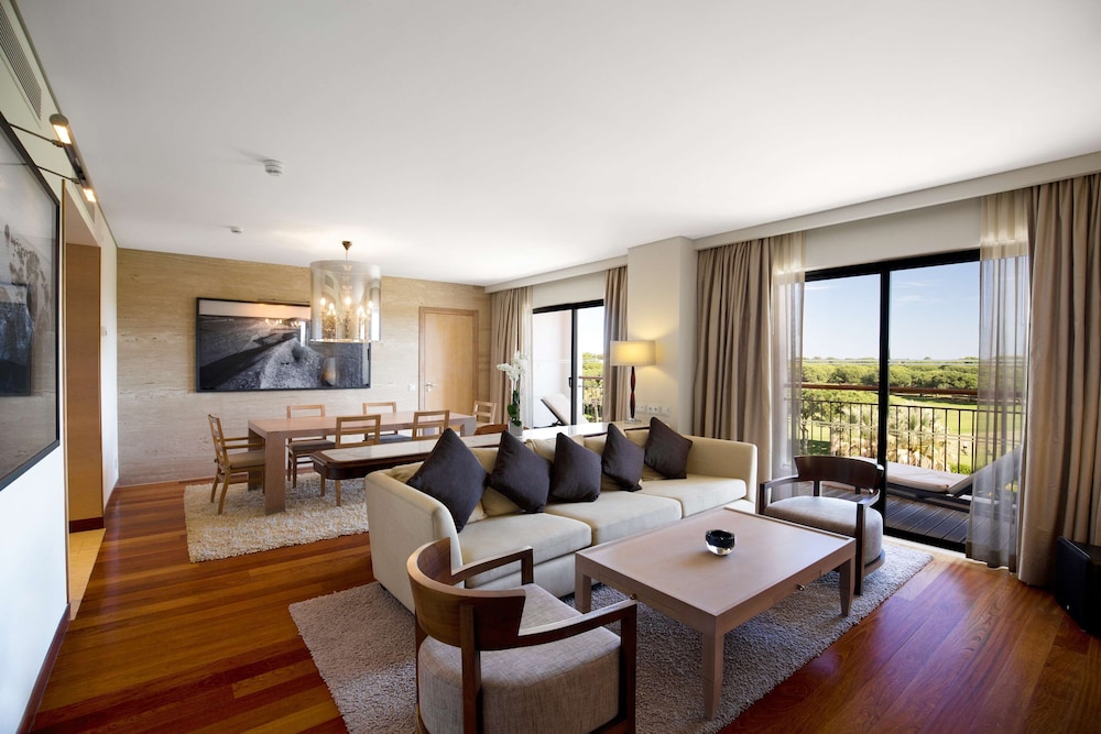 Presidential Suite photo 3