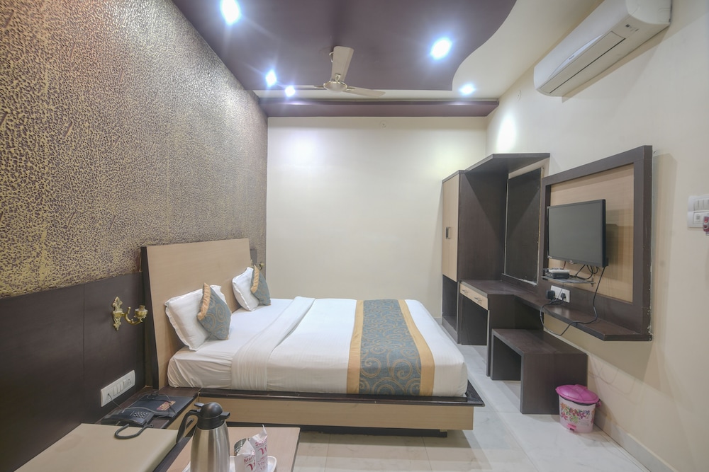 Executive Room - Photo 5