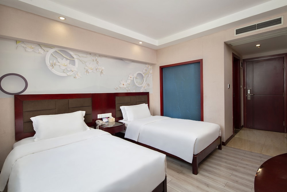Standard Twin Room photo 2