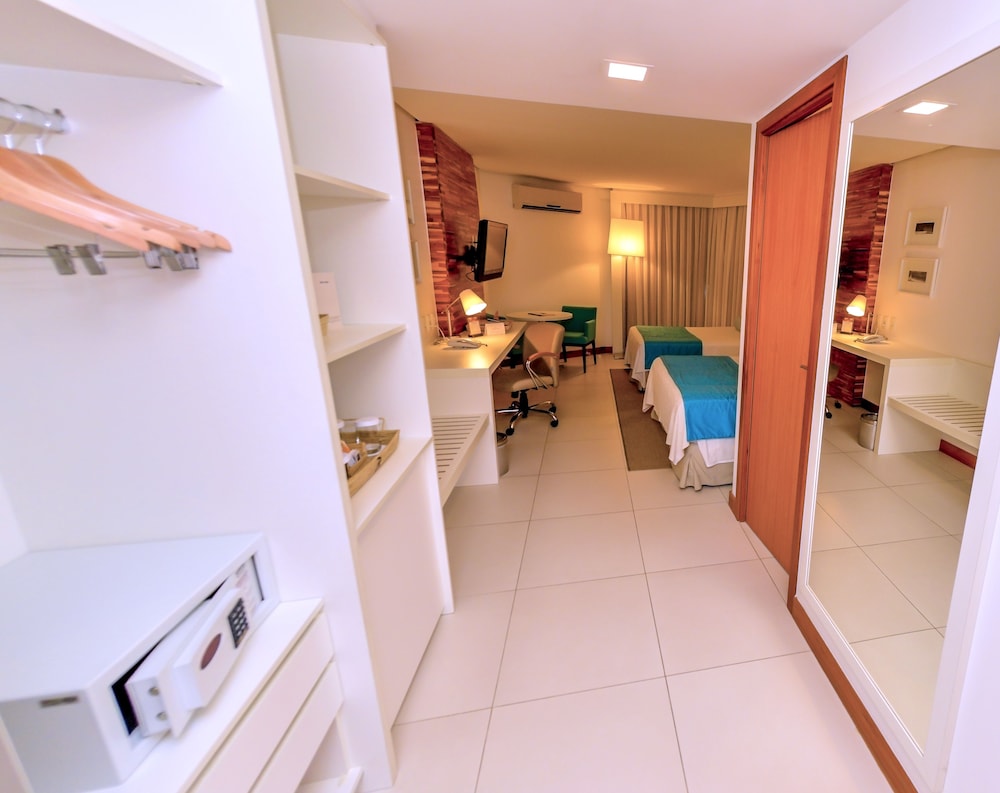Standard Room, 2 Twin Beds, Non Smoking - Photo 4